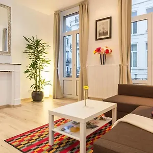 Apartment - Steps Grand Place - Local Vibrant Neighbourhood, Brussels